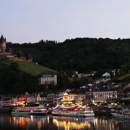 Gaestehaus Lavendel An Der Mosel Apartment Senheim