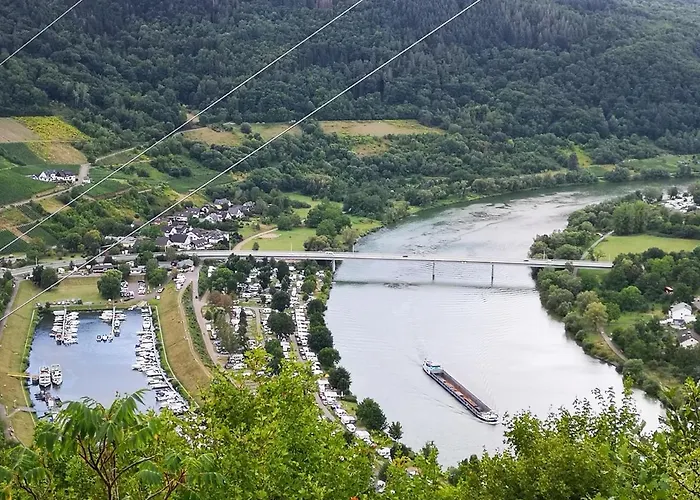 Gaestehaus Lavendel An Der Mosel Senheim